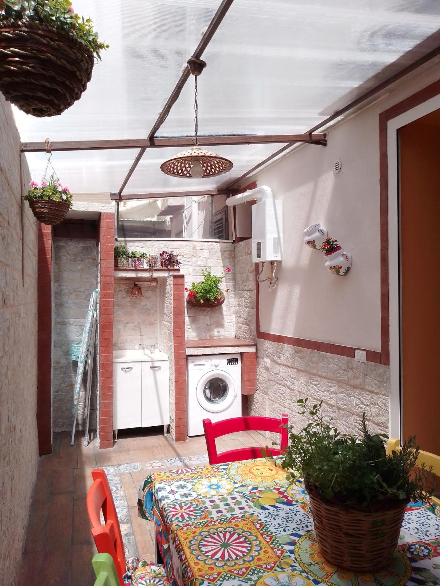 Casuzza Bedda E Duci Apartment Мондело Екстериор снимка