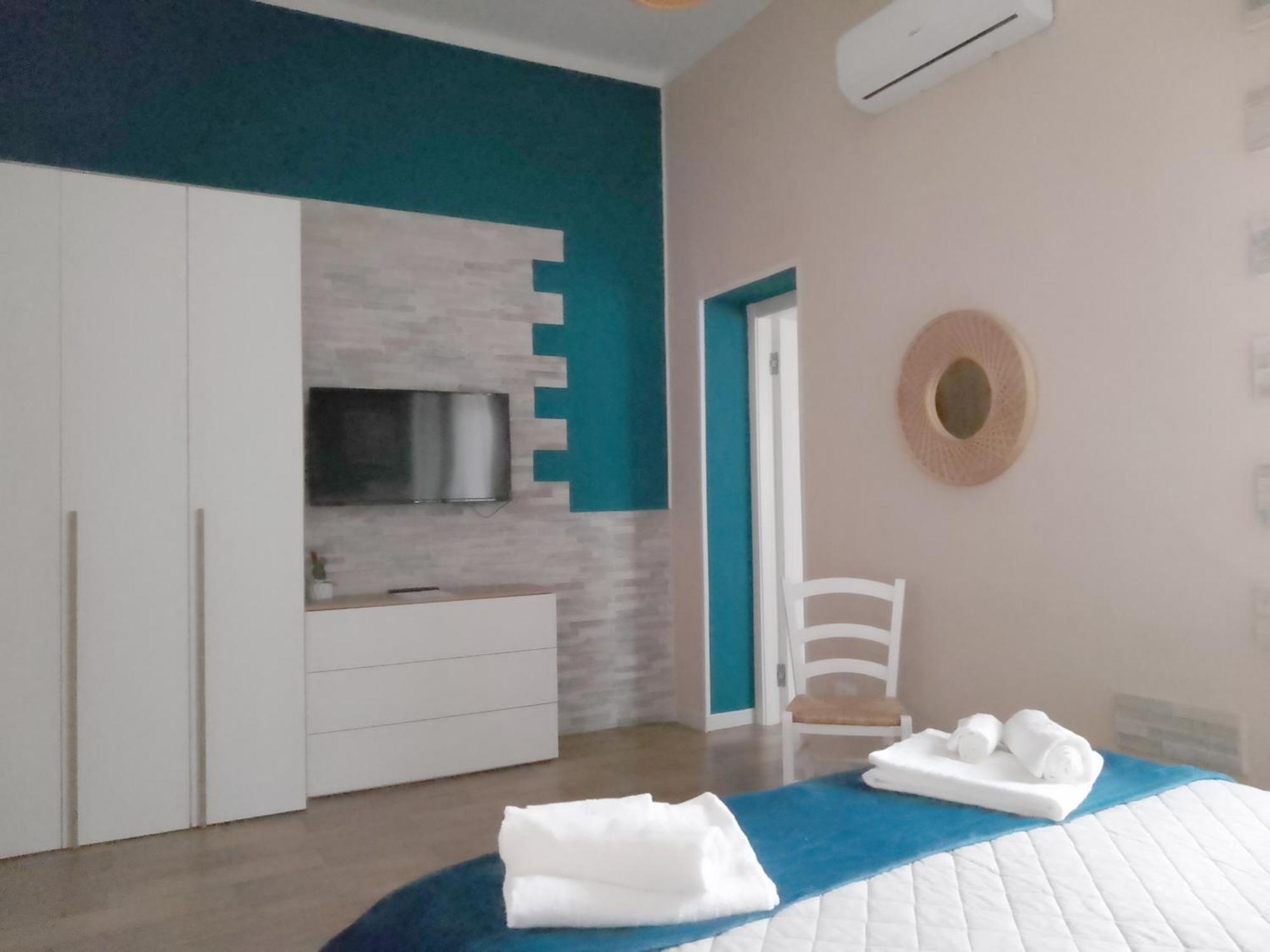 Casuzza Bedda E Duci Apartment Мондело Екстериор снимка